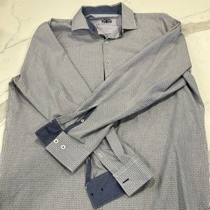 Michelson London Size Large dress shirt.
